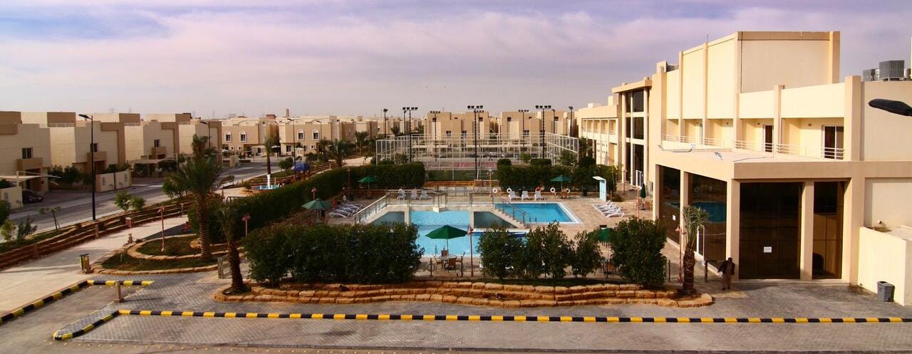 من أعمال مؤسسة البعد المشرق لمقاولات الرخام وحجر