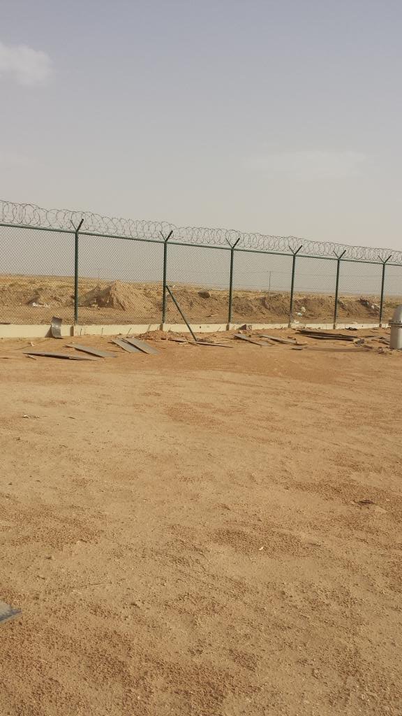<p>تركيب الشبوك</p>